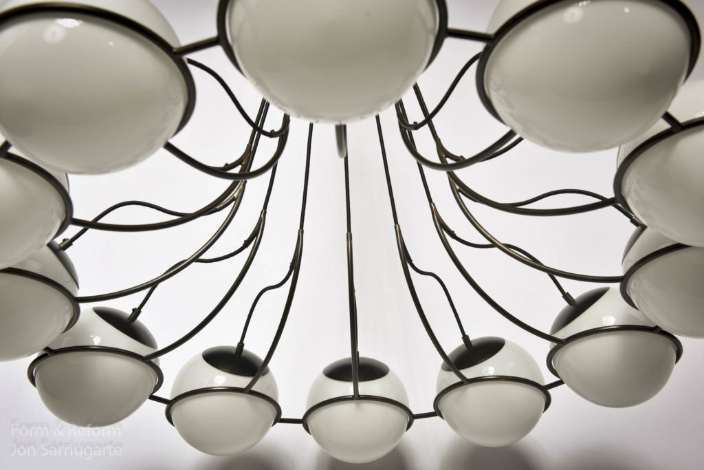 Suspension Globe Milk Glass