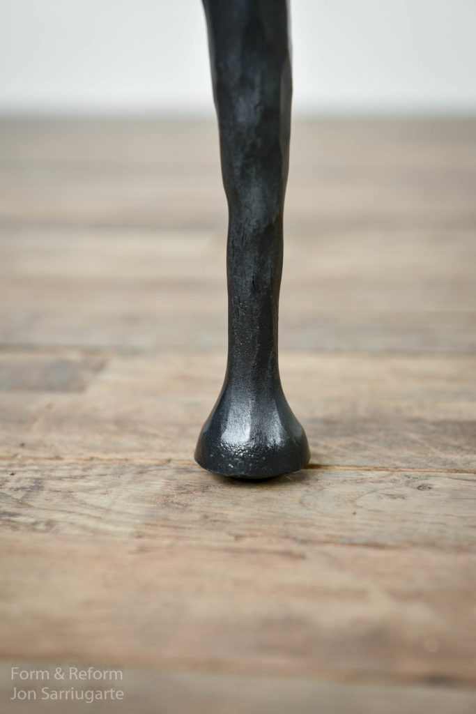 Pan Coffee table T1093 16"