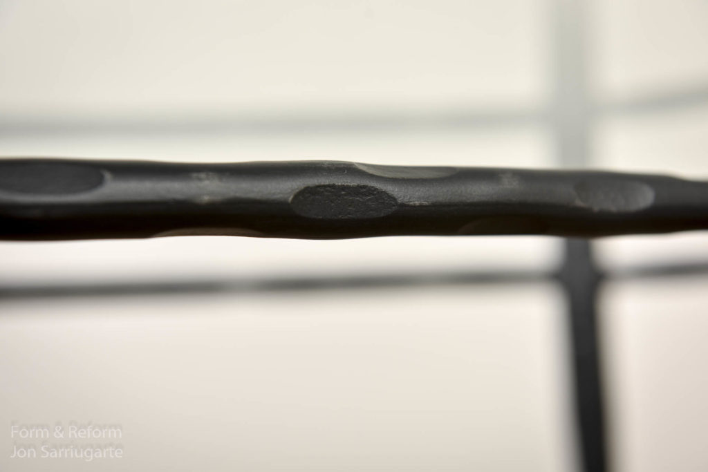 Pan Coffee table T1093 16"