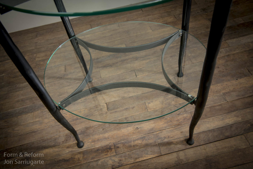 Oval Pan Shelf SH422