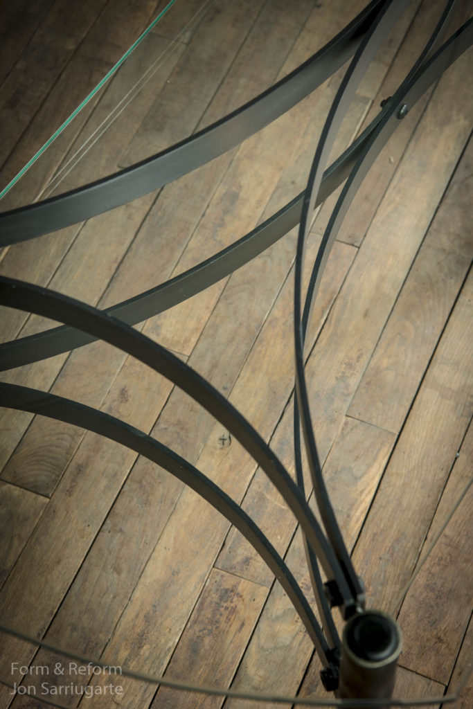 Pan Magazine Table SH415