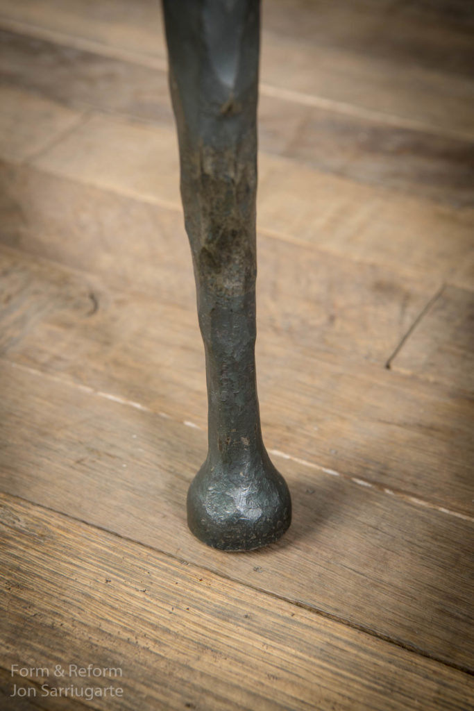 Pan Magazine Table SH415