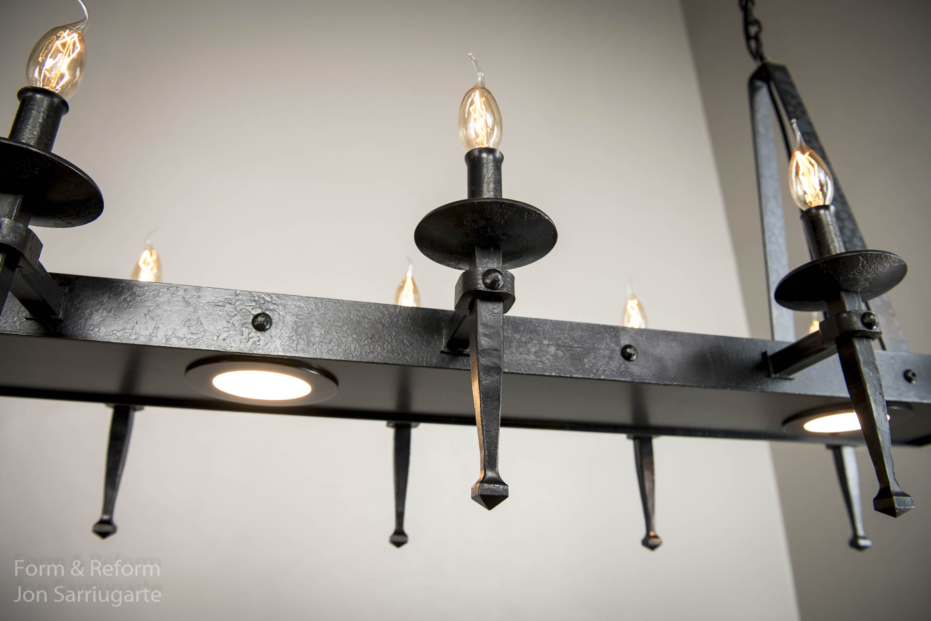 Spanish Delgado Rectangular 60