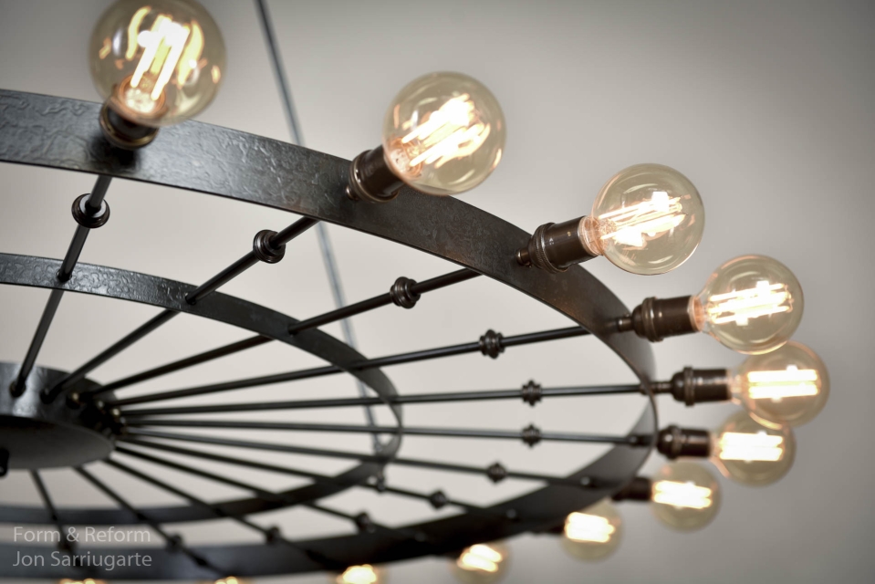 avard F1 Bronze light fixture avard F1 Bronze light fixture