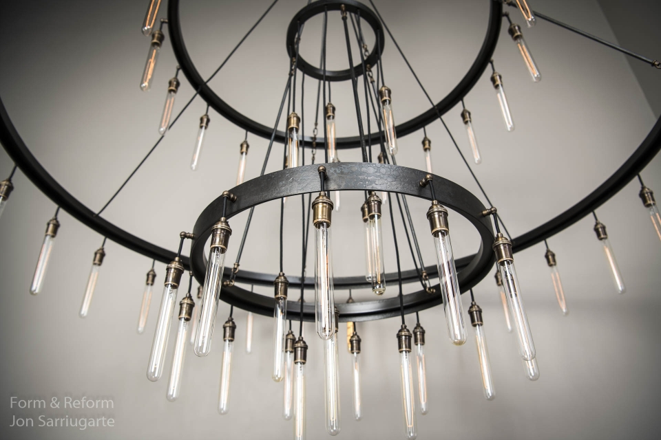 Star 3 Tier Fire scale 72" Star 3 Tier Fire scale 72"